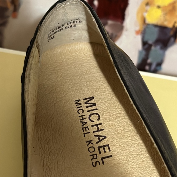 MICHAEL KORS GILLIAN BLACK SIZE 7 LEATHER FLAT NWB - Picture 5 of 10